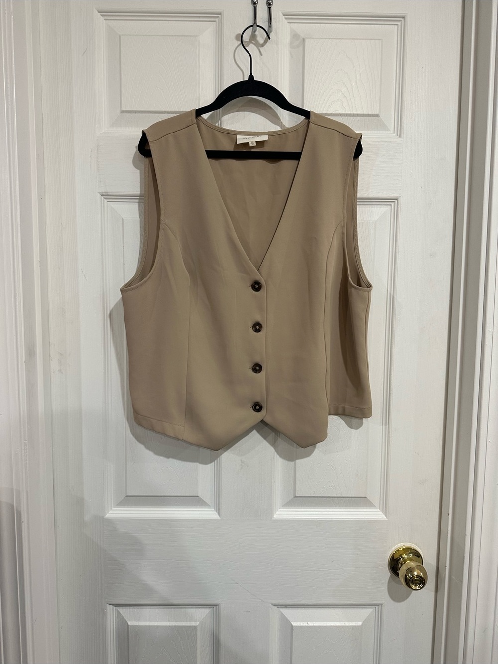 MELLODAY by Anthropologie Tailored Beige Button-Down Vest